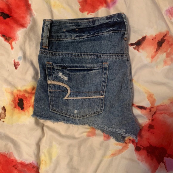 Denim shorts - Picture 4 of 4